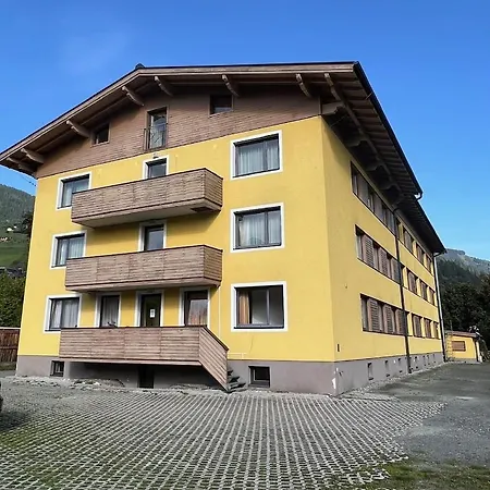 Gaestehaus Rudolfo Гостьовий будинок Целль-ам-Зеє